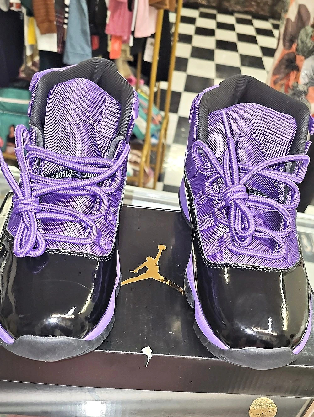 Jordan Air Jordan 11 Purple & Black Sneakers Like New